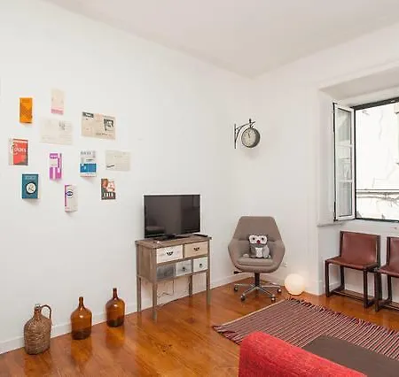 2 Bedroom Apt. By The Castle Lisboa